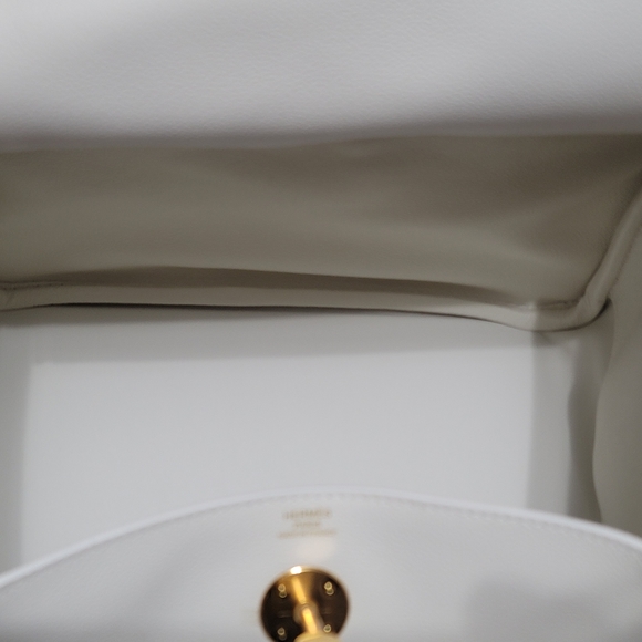 Brand new Hermès White Lindy 26 - Picture 6 of 16